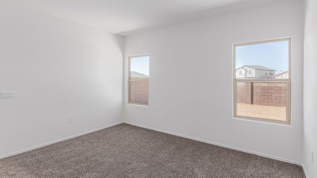 Spacious, unfurnished interior of a new home in Hanson Ridge, Vail (Image 23).