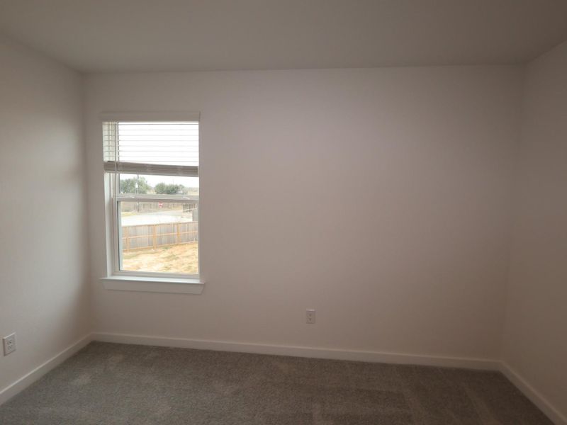 Spacious, unfurnished interior of a new home in Summerview, Fulshear (Image 15).