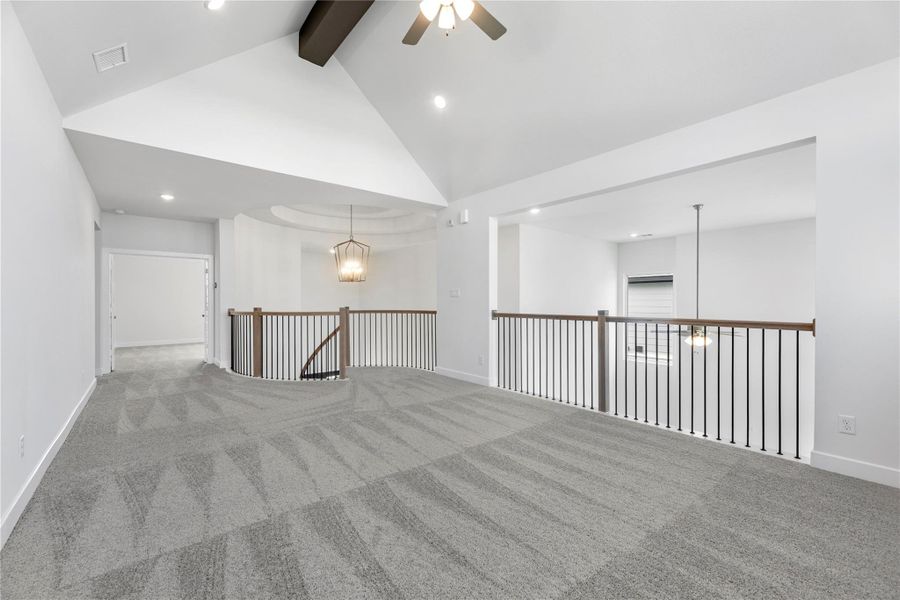 Representative image. Features, selections and colors may vary.