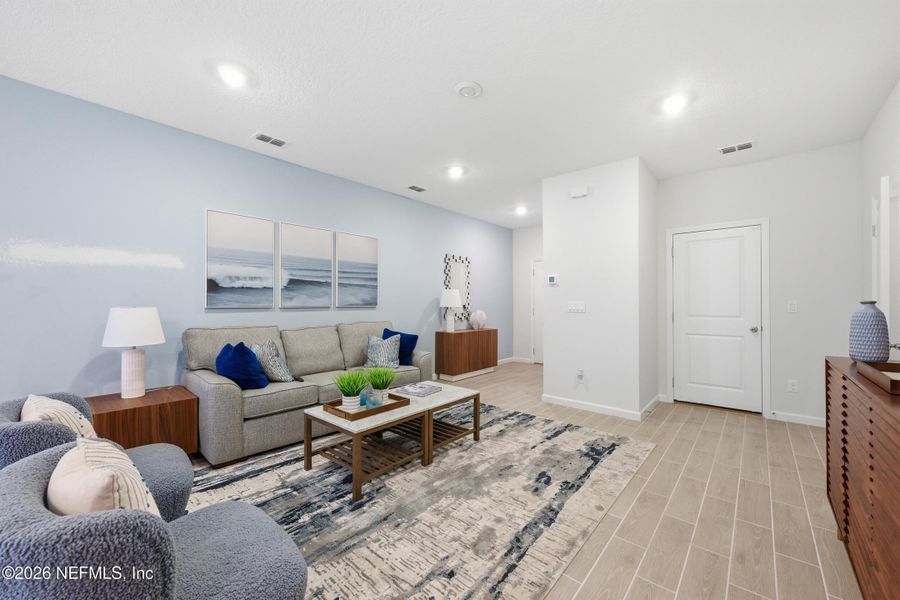 Furnished interior view inside a new home in , Middleburg (Image 13).