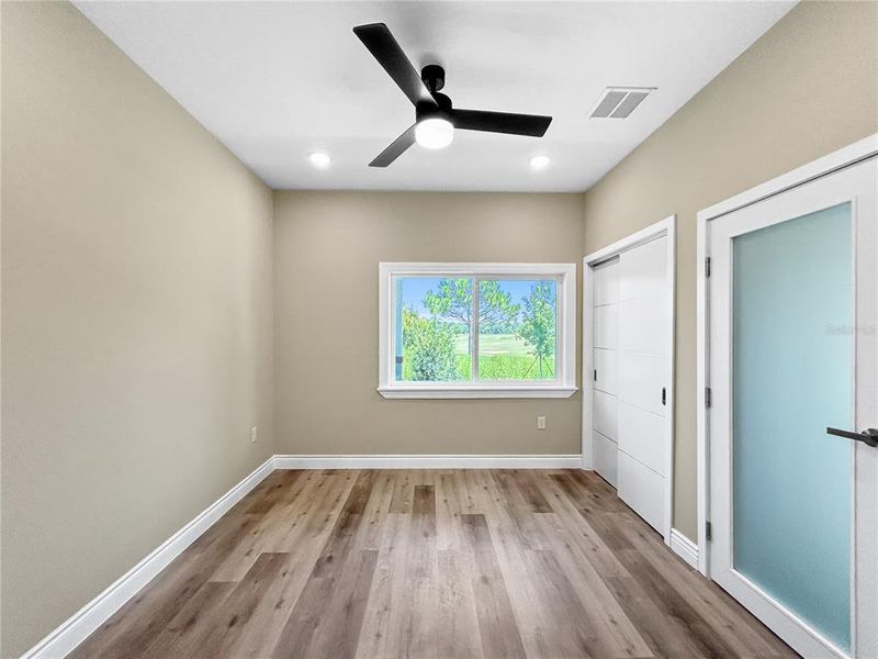 Spacious, unfurnished interior of a new home in , Davenport (Image 17).