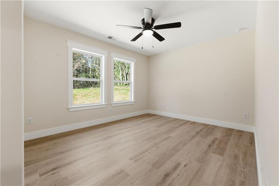 Spacious, unfurnished interior of a new home in , Cartersville (Image 30).