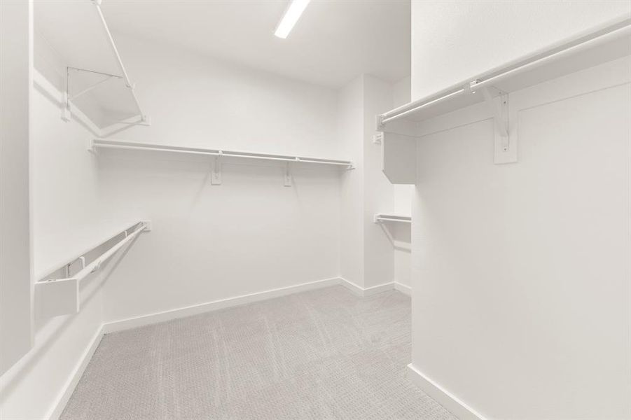 25. 2013 Aldrich - Closet