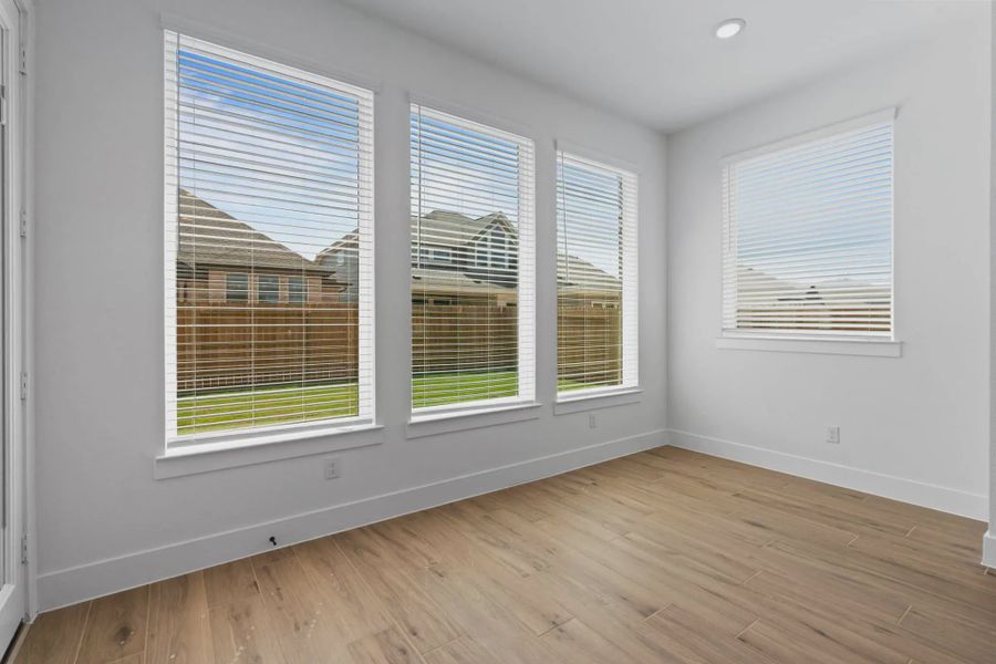 Representative unfurnished interior of a home built from the Rivercrest by Chesmar Homes in Riceland, Marion (Image 22).