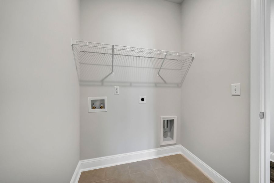 Spacious, unfurnished interior of a new home in Monroe Preserve, Chapin (Image 21).