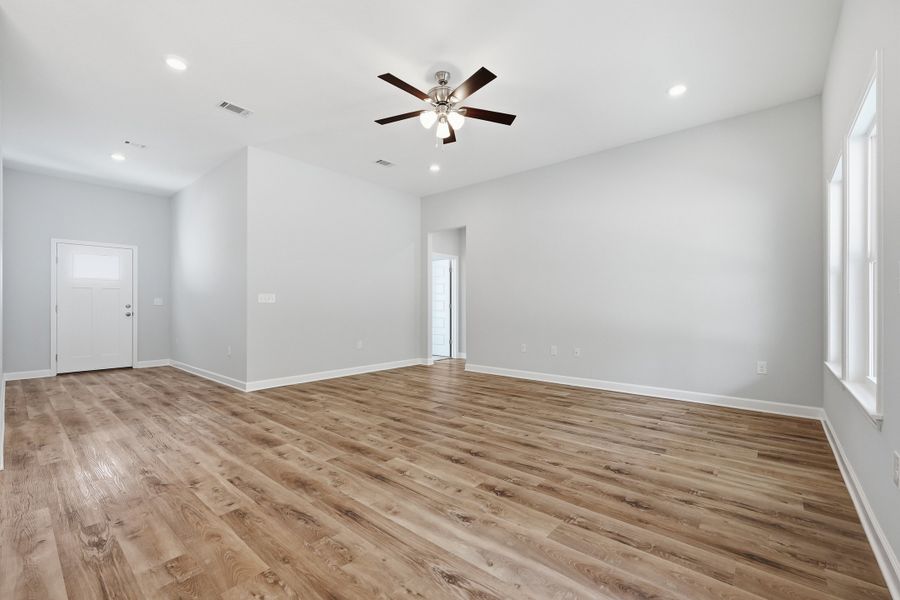Spacious, unfurnished interior of a new home in Southern Charm, Crestview (Image 29).