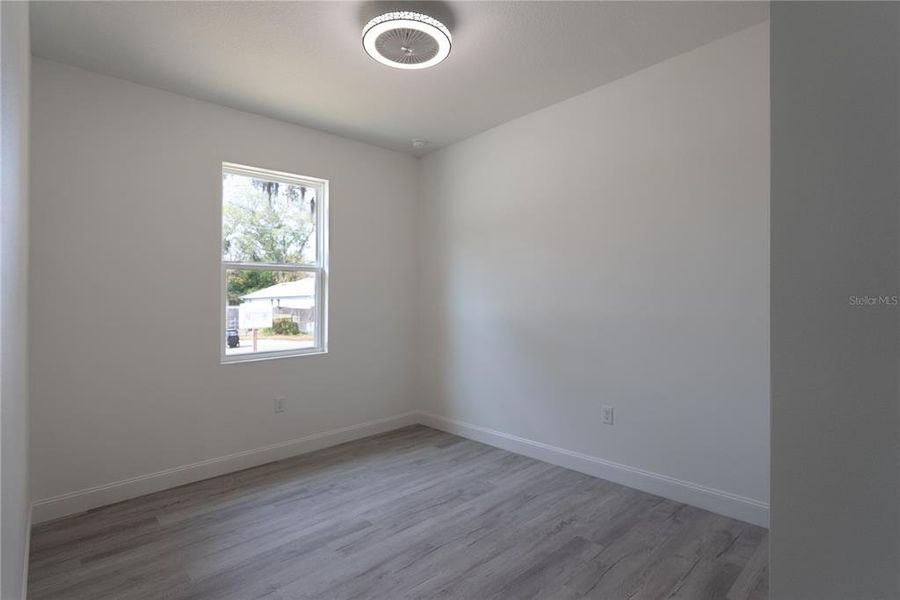 Spacious, unfurnished interior of a new home in , Apopka (Image 17).