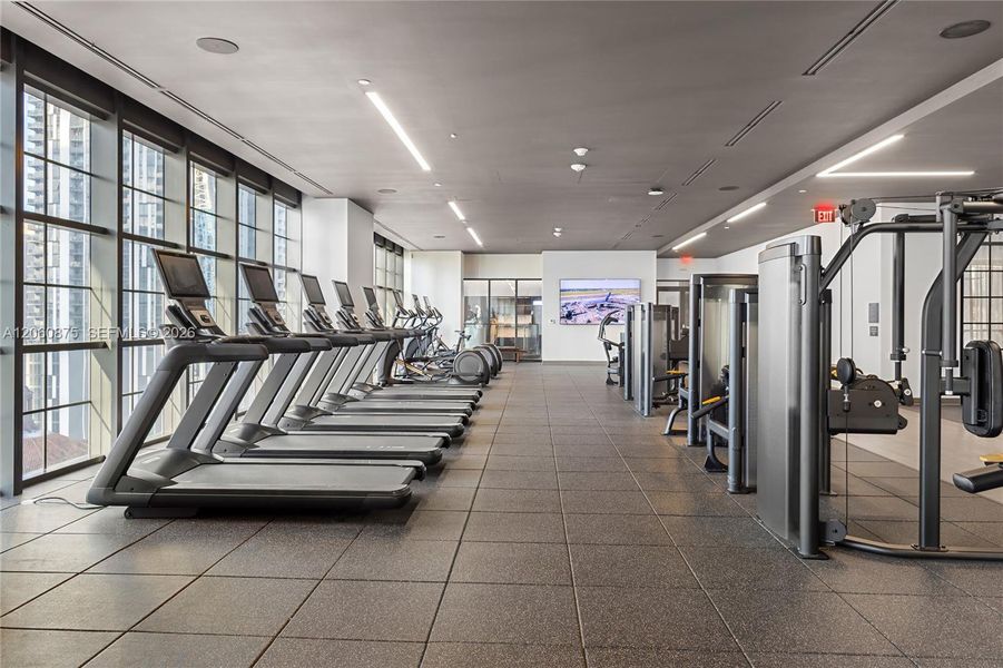 Community amenities in , Miami (Image 54).