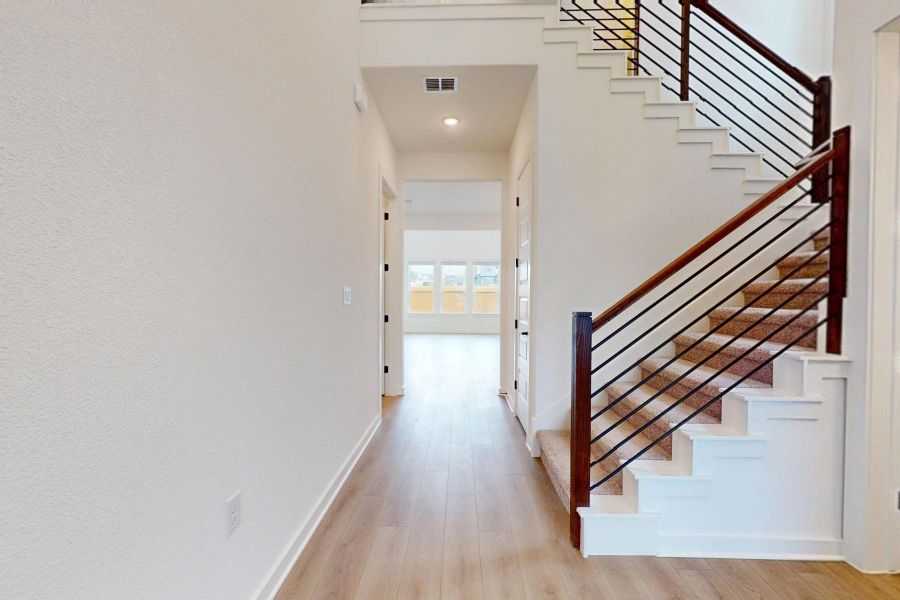 Spacious, unfurnished interior of a new home in Estancia West, Manchaca (Image 28). Spacious, unfurnished interior of a new home in Estancia West, Manchaca (Image 28).