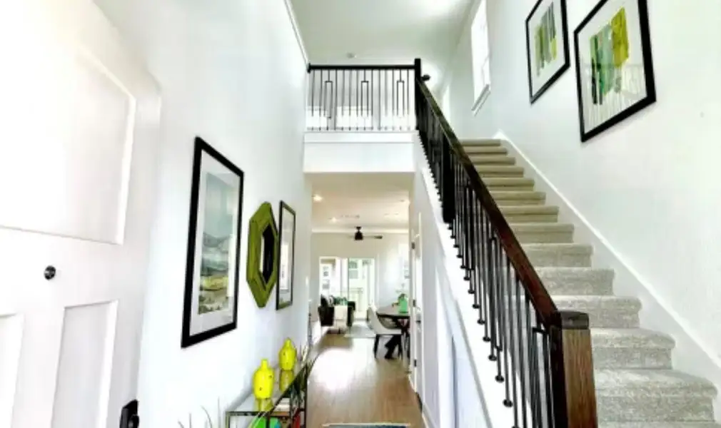 Image 14 of a home in Avery Centre.