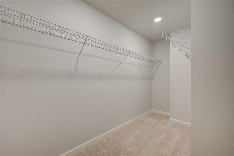 Spacious, unfurnished interior of a new home in Diamante, Stockbridge (Image 18).