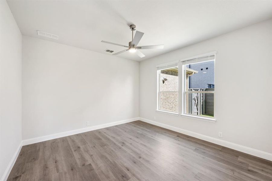 Spacious, unfurnished interior of a new home in Union Park Classic 60, Little Elm (Image 28). Spacious, unfurnished interior of a new home in Union Park Classic 60, Little Elm (Image 28).