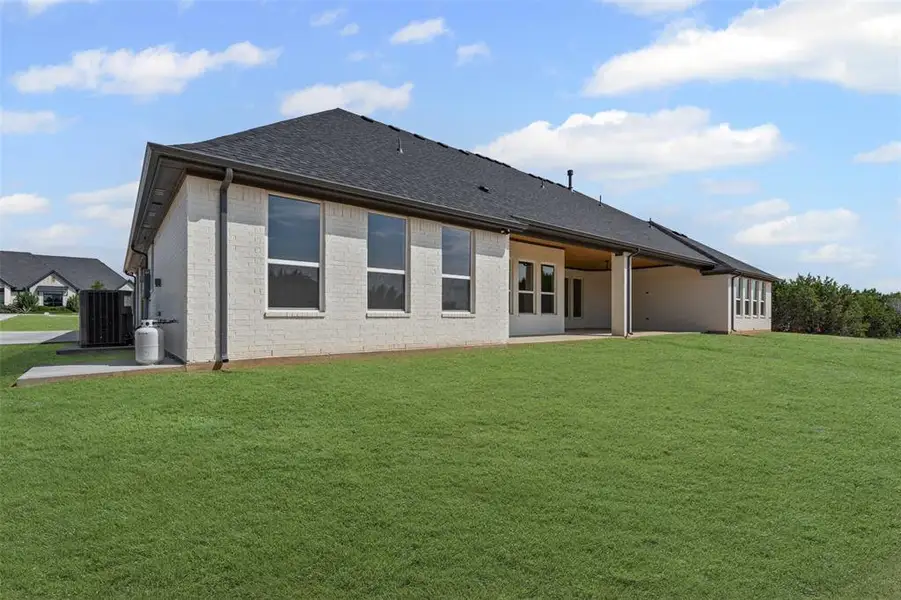 Exterior details of a home in Rolling Creek Ranch, Granbury (Image 3). Exterior details of a home in Rolling Creek Ranch, Granbury (Image 3).