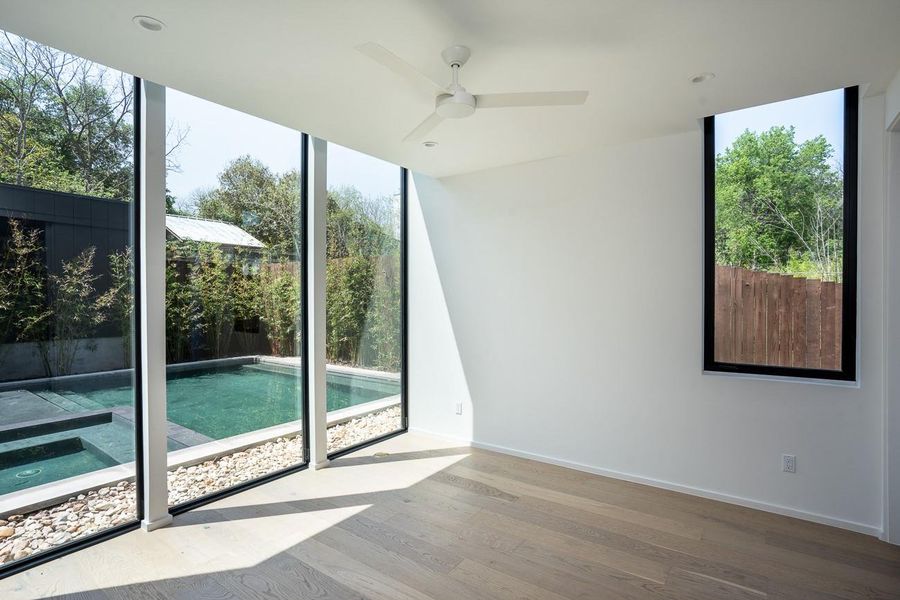 Image 19 of a home in . Image 19 of a home in .