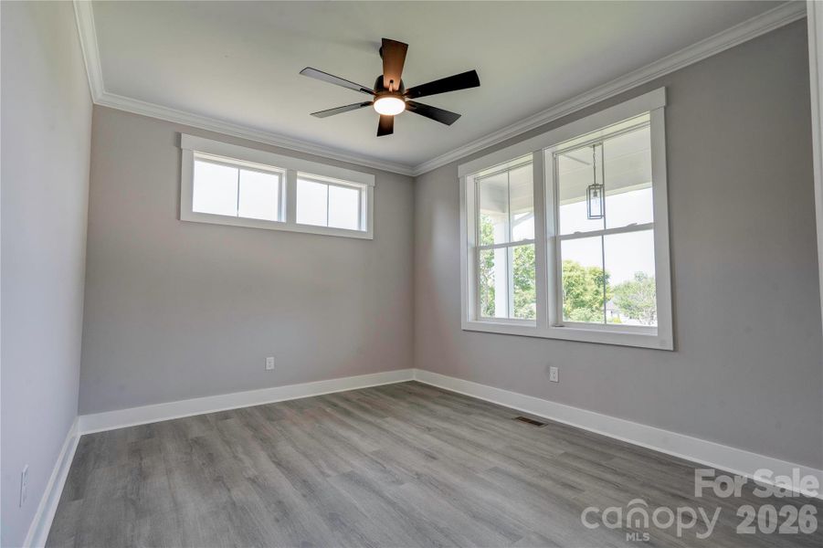Spacious, unfurnished interior of a new home in , Kings Mountain (Image 19).