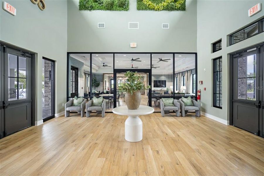 Community amenities in , Palmetto (Image 10).