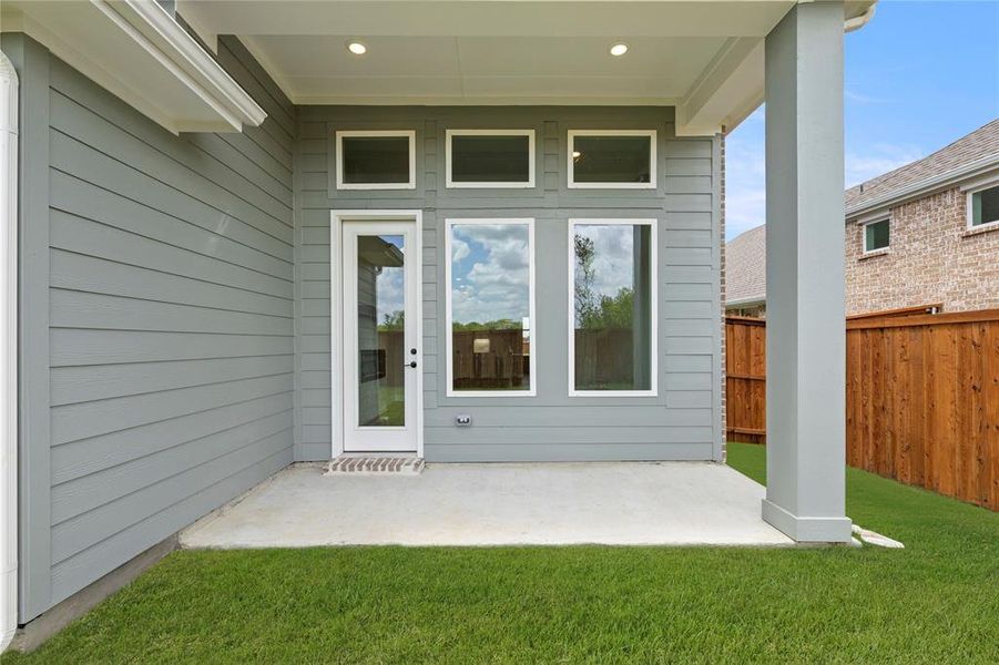 24_25. 2244 Aspen Chase - Patio