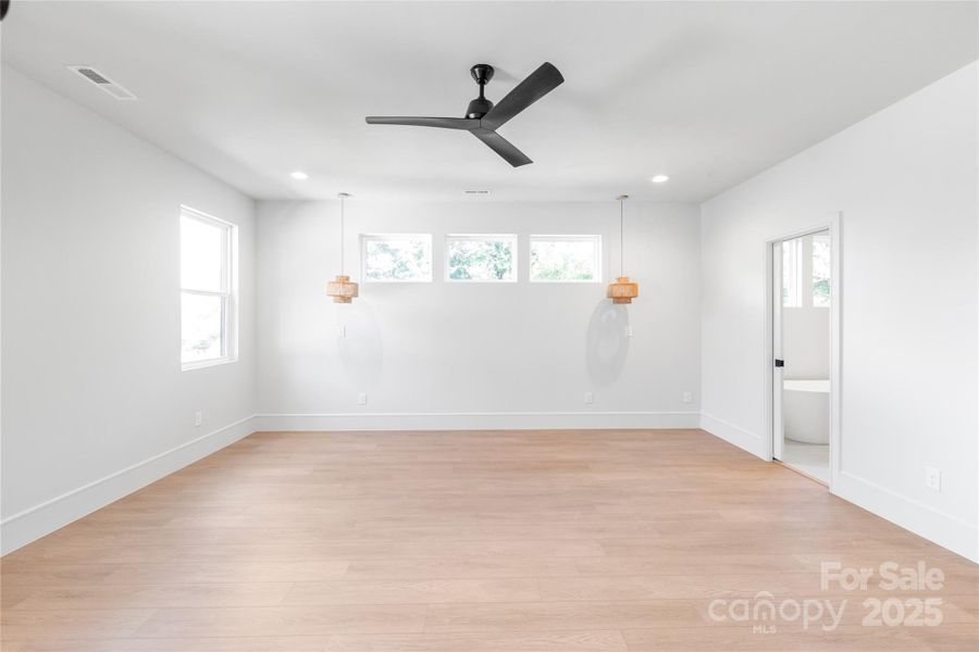 Spacious, unfurnished interior of a new home in , Charlotte (Image 20).