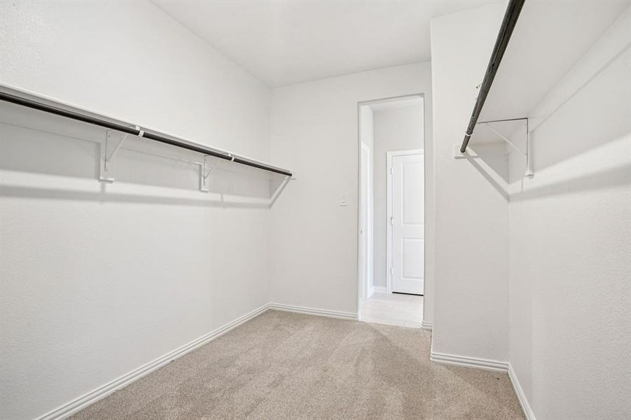 Photo is not of the actual home, but is an inspirational photo of builder’s model home and may depict options, furnishings, and/or decorator features that are not included. Photo is not of the actual home, but is an inspirational photo of builder’s model home and may depict options, furnishings, and/or decorator features that are not included.