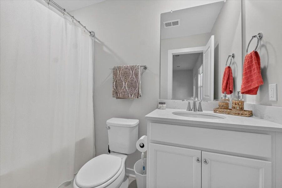 Furnished interior view inside a new home in , Hanahan (Image 27).