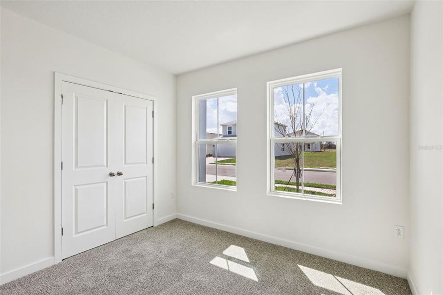 Spacious, unfurnished interior of a new home in Willowbrook North, Winter Haven (Image 21).