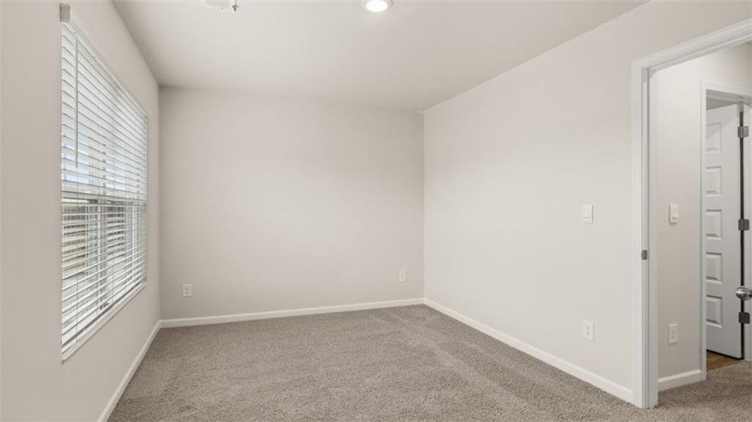 Spacious, unfurnished interior of a new home in Willowbrook, Winder (Image 25).
