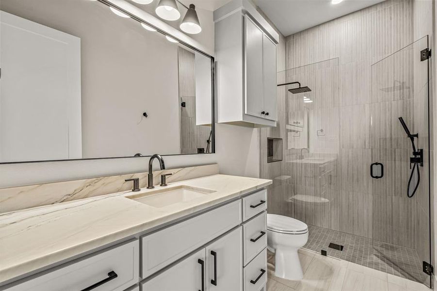 Furnished interior view inside a new home in , Northlake (Image 11).