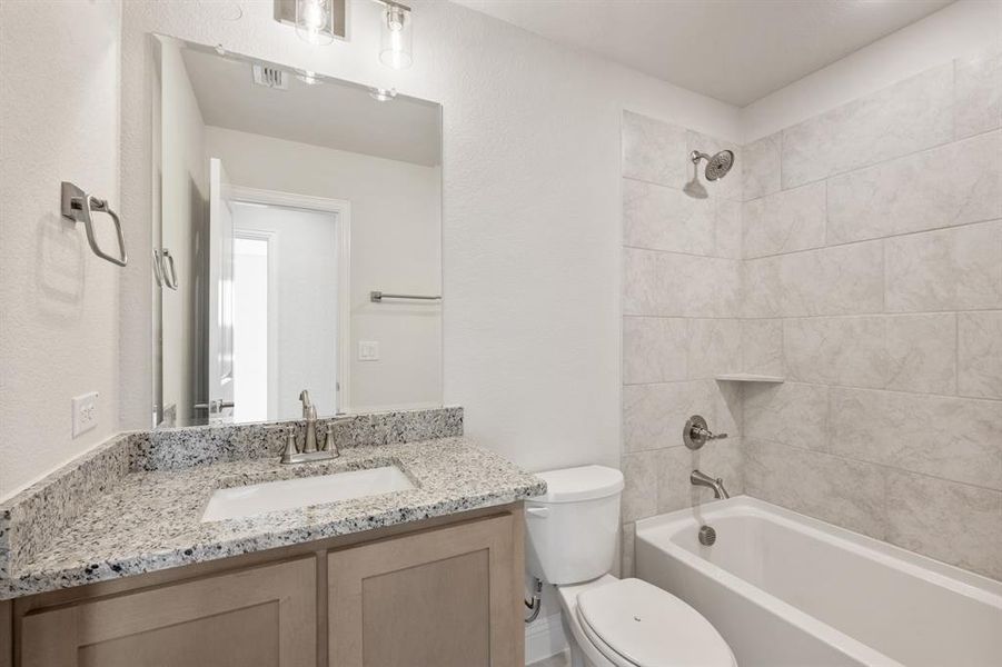 Furnished interior view inside a new home in Stone River Glen 50s, Royse City (Image 8). Furnished interior view inside a new home in Stone River Glen 50s, Royse City (Image 8).