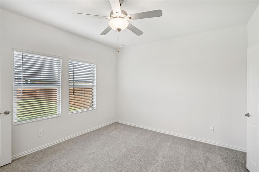 Photo is not of the actual home, but is an inspirational photo of builder’s model home and may depict options, furnishings, and/or decorator features that are not included. Photo is not of the actual home, but is an inspirational photo of builder’s model home and may depict options, furnishings, and/or decorator features that are not included.