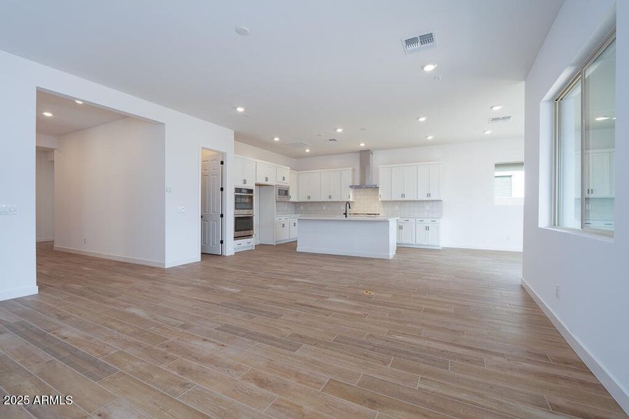 Tri Pointe Bella Vista 67 - Great Room-2 Tri Pointe Bella Vista 67 - Great Room-2