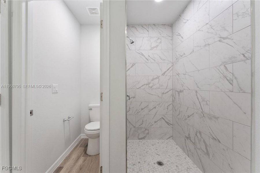 Image 21 of a home in .