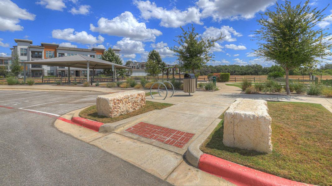 Community amenities in Paramount, Kyle (Image 30).