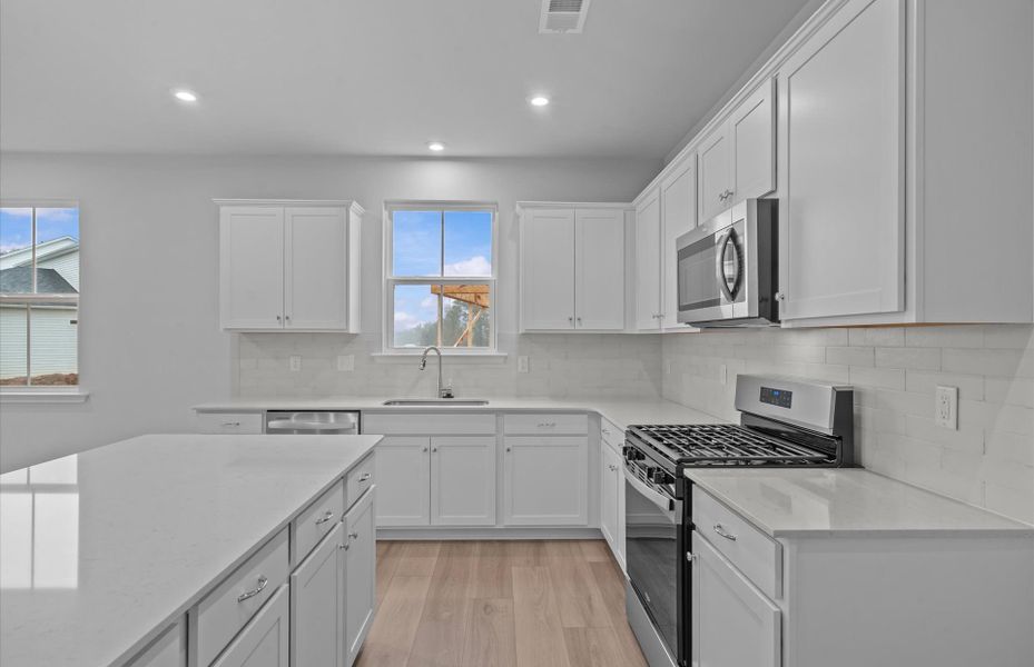 Furnished interior view inside a new home in Fox Hollow, Spartanburg (Image 13). Furnished interior view inside a new home in Fox Hollow, Spartanburg (Image 13).