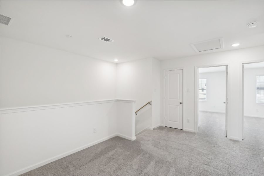 Representative unfurnished interior of a home built from the Orbit by Starlight Homes in Coyote Meadows, Anna (Image 17). Representative unfurnished interior of a home built from the Orbit by Starlight Homes in Coyote Meadows, Anna (Image 17).