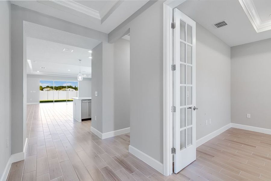 Spacious, unfurnished interior of a new home in Headwaters at Lofton Creek, Yulee (Image 24). Spacious, unfurnished interior of a new home in Headwaters at Lofton Creek, Yulee (Image 24).