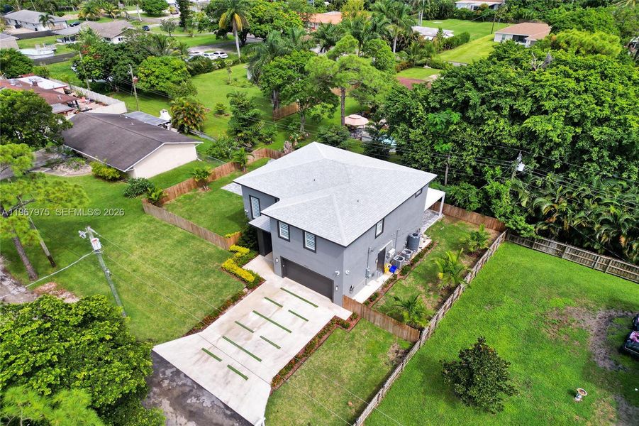 Exterior details and patio area of a home in , Lake Worth (Image 36). Exterior details and patio area of a home in , Lake Worth (Image 36).