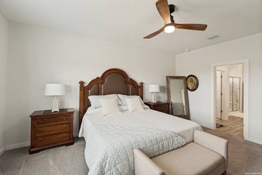 Furnished interior view inside a new home in Weltner Farms 50’s, New Braunfels (Image 20).