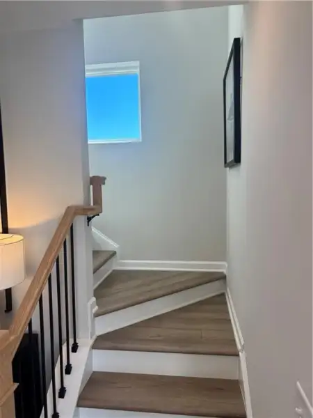 Spacious, unfurnished interior of a new home in Hemingway, Cumming (Image 13).