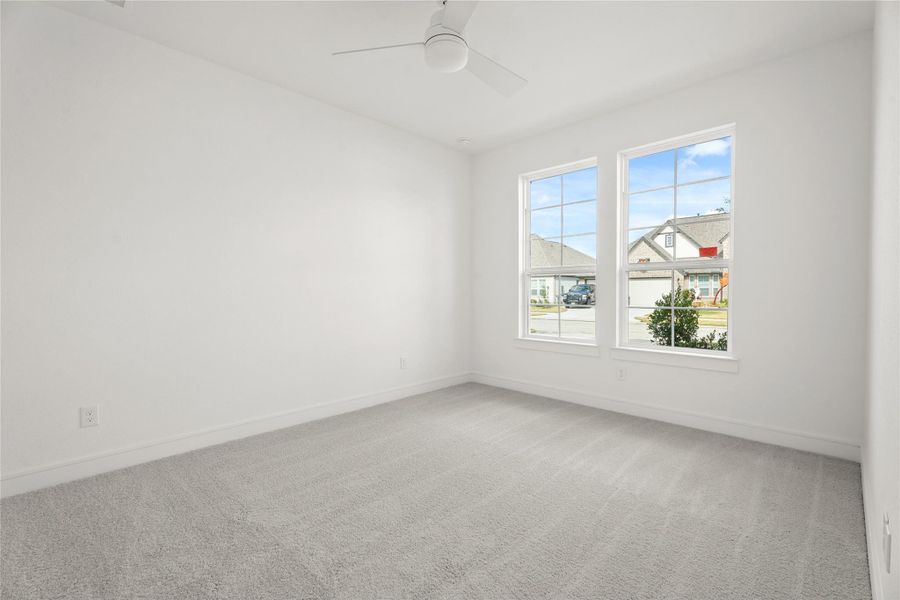 Extra Suite (*Photo not of actual home and used for illustration purposes only.)