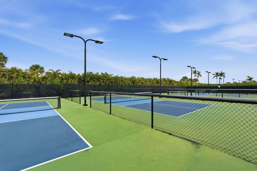 72-web-or-mls-10550_Northbrook_Cir_073