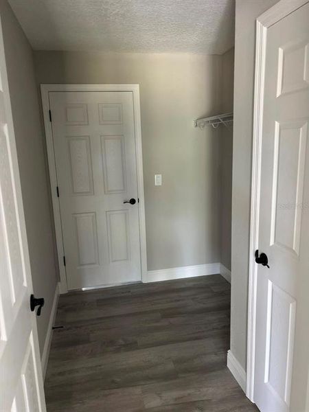 Spacious, unfurnished interior of a new home in , Dunnellon (Image 23).