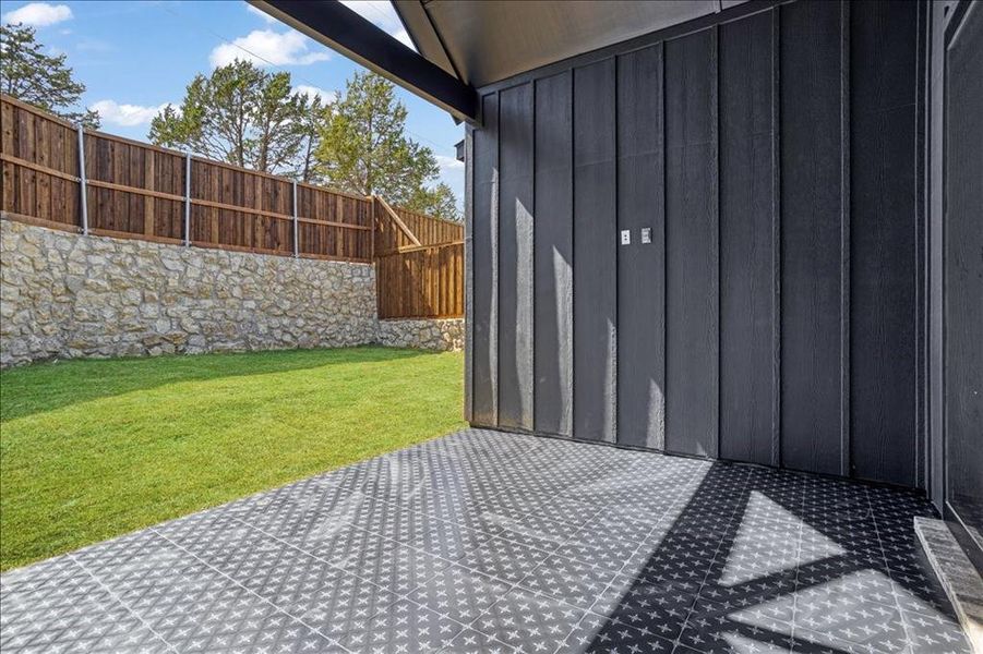 Exterior details and patio area of a home in , Pottsboro (Image 4).