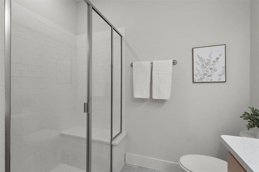 With Walk-In Shower with bench seat