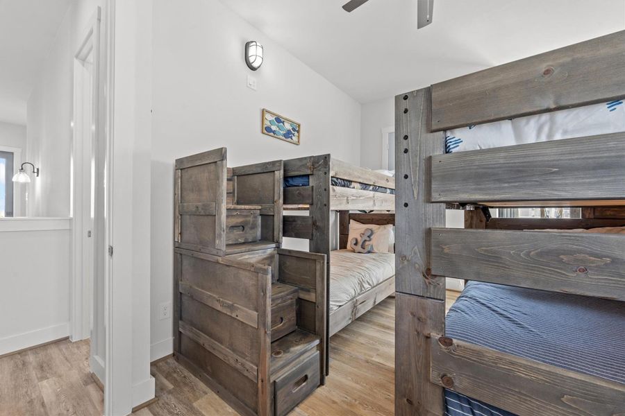 Furnished interior view inside a new home in , Galveston (Image 11).