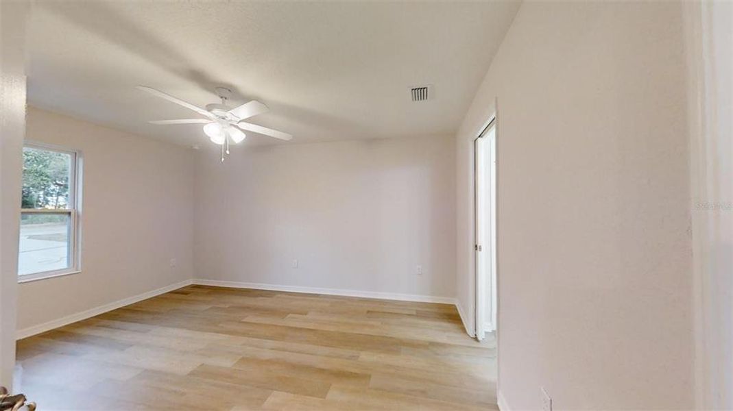 Spacious, unfurnished interior of a new home in , Dunnellon (Image 30). Spacious, unfurnished interior of a new home in , Dunnellon (Image 30).