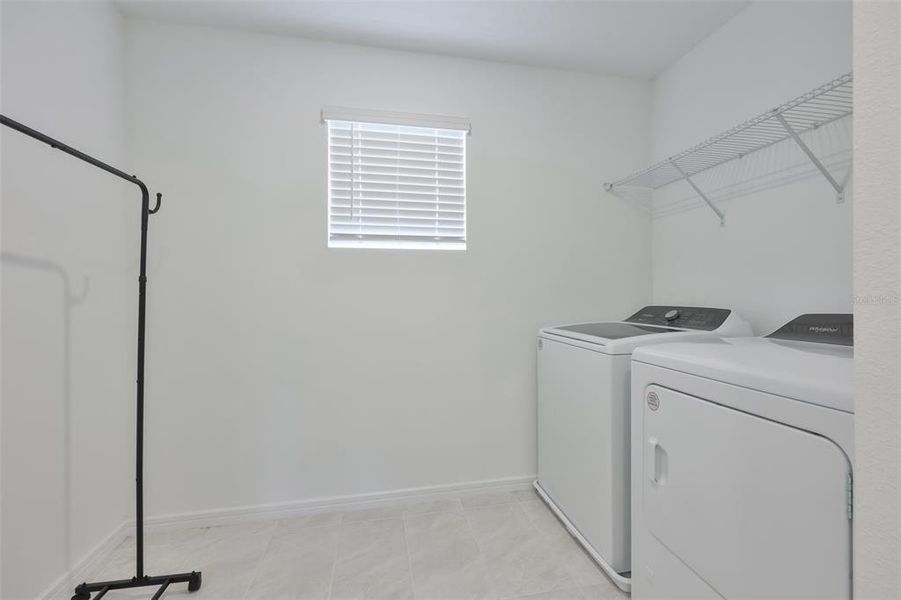 Close-up of interior finishes inside a home in , Valrico (Image 23).