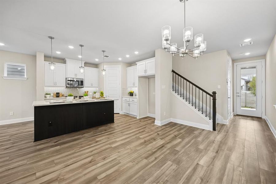 Furnished interior view inside a new home in Painted Tree Woodland West – Cottages, McKinney (Image 16).