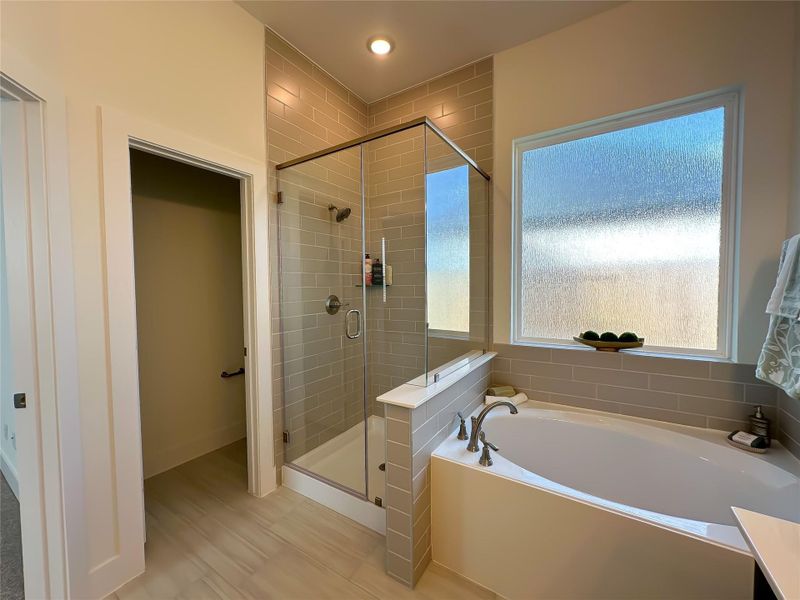 Furnished interior view inside a new home in Jordan Ranch, Fulshear (Image 9). Furnished interior view inside a new home in Jordan Ranch, Fulshear (Image 9).