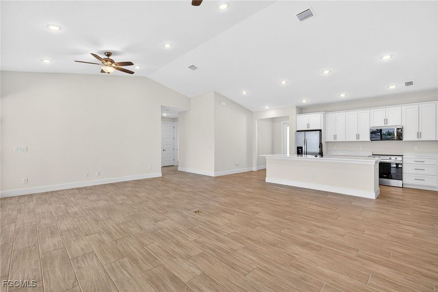 Spacious, unfurnished interior of a new home in Cape Coral, Cape Coral (Image 30). Spacious, unfurnished interior of a new home in Cape Coral, Cape Coral (Image 30).