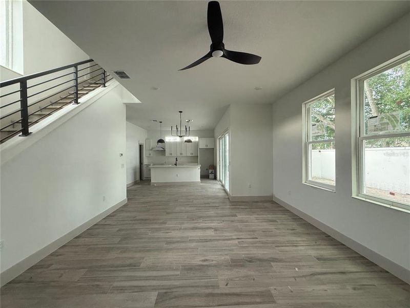 Spacious, unfurnished interior of a new home in , Orlando (Image 8).
